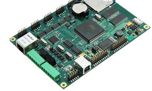 SMT芯片工廠通常使用哪些生產(chǎn)設(shè)備？